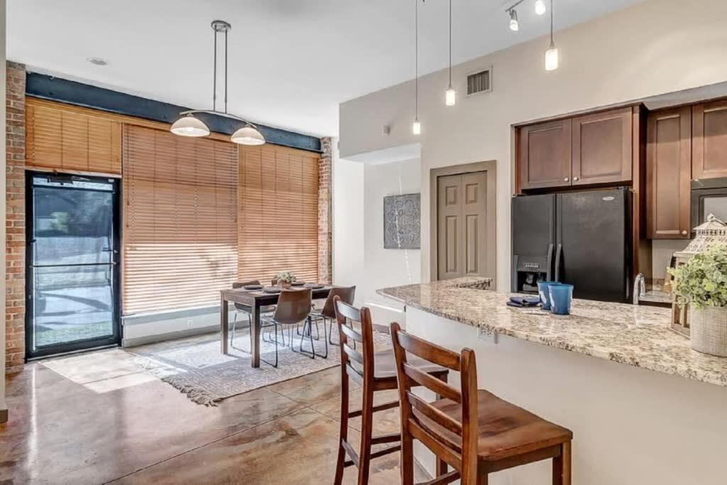 Modern, Insta-Worthy 2B Townhome In Walkable Springfield! แจ็กสันวิลล์ ภายนอก รูปภาพ